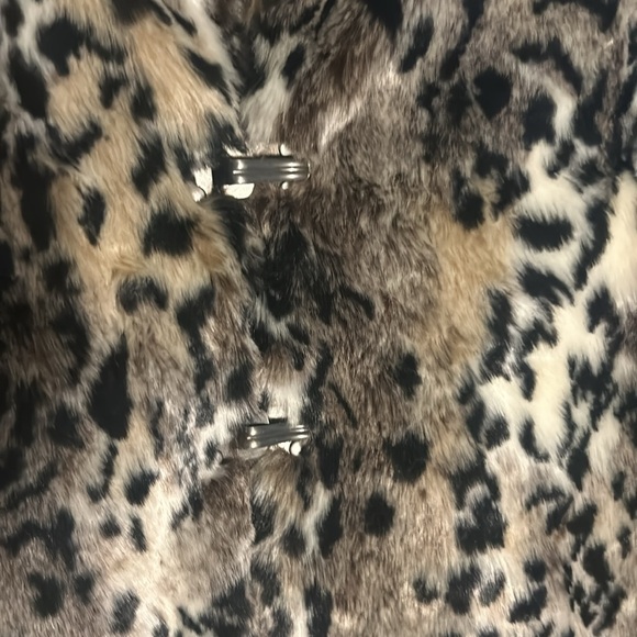 River Island Faux Fur Jacket, UK size 18 - Picture 2 of 6